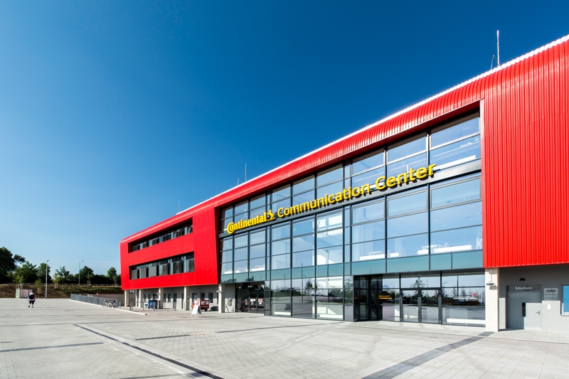 Continental_Arena_PR_150804_0033
